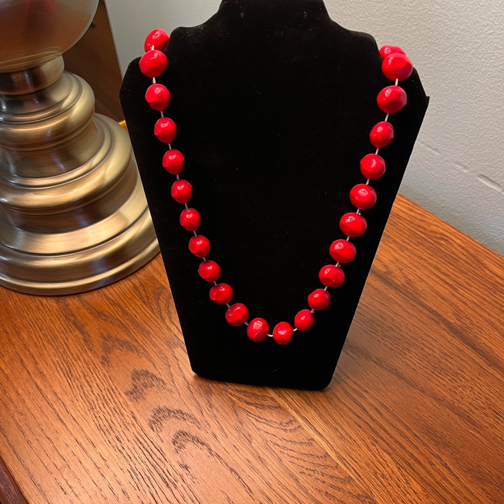 Red bead necklace